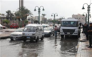 محافظ الإسكندرية: رفع درجة الاستعداد بجميع القطاعات للتعامل مع الأمطار الغزيرة