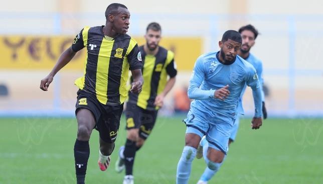 Al Baten vs Al Ittihad .. مشاهدة مباراة الاتحاد والباطن يلا شوت اليوم بث مباشر دوري روشن السعودي