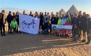 انطلاق "رحلة طواف إفريقيا" من أهرامات الجيزة بمشاركة 50 دراجًا من جنسيات متعددة