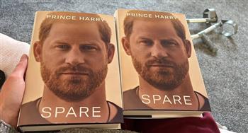 محللة سياسية: «الفضفضة» هدف الأمير هاري من نشر كتابه
