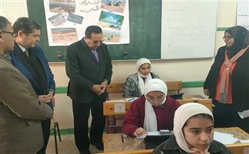 محافظ شمال سيناء يتفقد امتحانات الشهادة الإعدادية والصف الأول الثانوي
