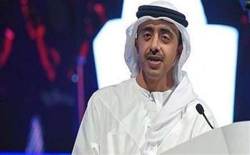 وزير الخارجية الإماراتي يستقبل وزير الاقتصاد والتجارة والصناعة الياباني
