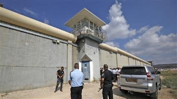 ترقّب كبير في السجون الإسرائيلية بعد رسالة "كتائب القسام"