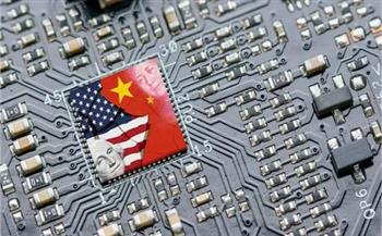 سناتور أمريكي في زيارة لتايوان لإظهار الدعم السياسي والتعاون في مجال الرقائق الإلكترونية
