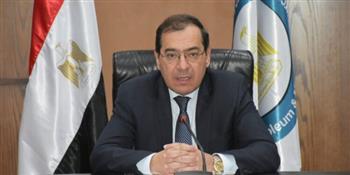 وزير البترول يبحث الفرص الاستثمارية والتعاون المشترك في مجال الغاز مع أذربيجان