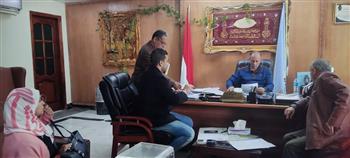 الوحدة المحلية لمدينة الغردقة تواصل عقد لقاء المواطنين الأسبوعي لمناقشة طلباتهم