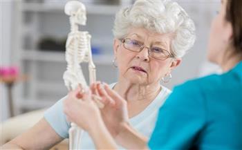مشكلات العظام عند المسنين