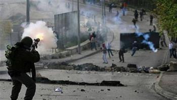 إصابات بالاختناق خلال مواجهات مع الاحتلال الاسرائيلي في "حلحول" شمال الخليل