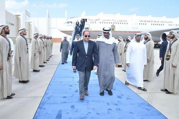 الرئيس السيسي يصل الإمارات للمشاركة بقمة أبو ظبي