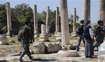 الاحتلال الإسرائيلي يقتحم الموقع الأثري في سبسطية