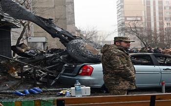 أوكرانيا تخفض حصيلة قتلى تحطم المروحية إلى 14 شخصا وانتهاء البحث بموقع الحادث