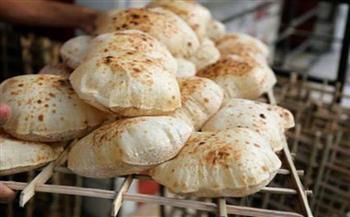 مساعد وزير التموين: رغيف الخبز في مصر سيبقى بسعر 5 قروش 