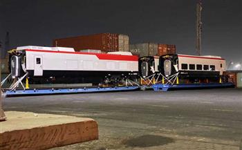 وزير النقل يعلن وصول القطارين الثالث والرابع من قطارات تالجو الفاخرة لميناء الإسكندرية