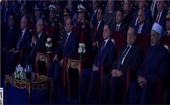 الرئيس السيسي يشاهد فيلما تسجيليا عن بطولات الشرطة المصرية