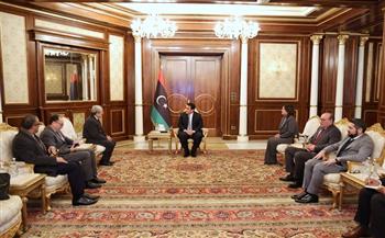 رئيس المجلس الرئاسي الليبي يستقبل وزير الخارجية التونسي