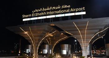 تعاون بين المصرية للمطارات وشركة شنايدر لاستخدام الطاقة الجديدة بمطار شرم الشيخ