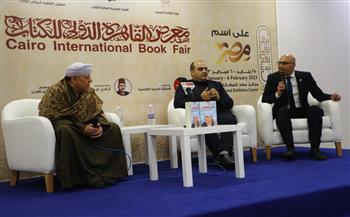 في ندوته بمعرض الكتاب.. ياسين التهامي: أحب عمر بن الفارض