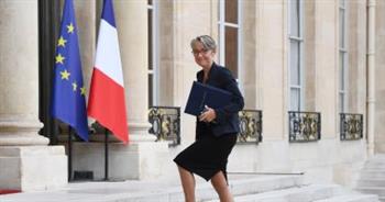 رئيسة وزراء فرنسا: كثير من المعلومات الخاطئة يتم تداولها حول إصلاح نظام التقاعد