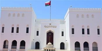 سلطنة عمان تستنكر قيام متطرف بإحراق نسخ من القرآن الكريم بالدنمارك