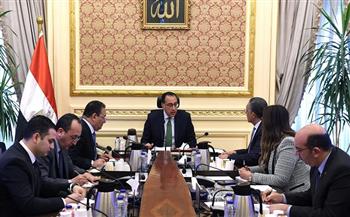 مدبولي يتابع مع حسام هيبة جهود دعم وتهيئة مناخ الاستثمار في مصر