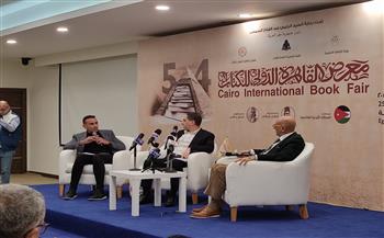 معرض القاهرة الدولي للكتاب 2023| رولان لومباردي: كنت متنبأ بشغل السيسي لمنصب رئيس مصر