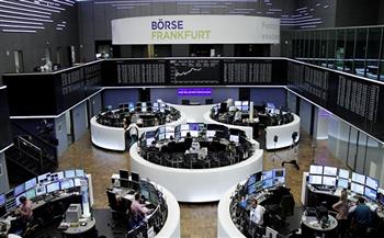 تراجع الأسهم الأوروبية قبل سلسلة اجتماعات ستعقدها بنوك مركزية