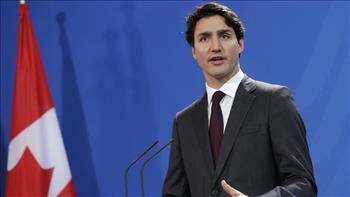 رئيس الوزراء الكندي يجدد التزامه بمواصلة دعم أوكرانيا