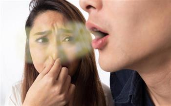 8 وصفات تخلصكِ من رائحة الفم الكريهة.. أبرزها القرنفل والقرفة