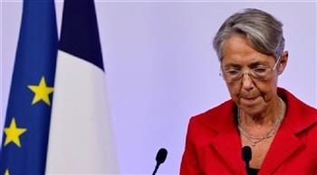 اعتقال ناشطين بيئيين في فرنسا بعدما لطخا منزل رئيسة الوزراء بالطلاء