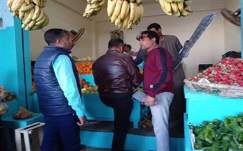 استمرار الحملات التفتيشية على سوق الخضار بالقصير 