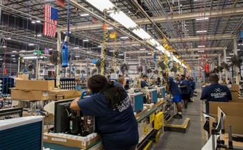 تراجع طلبيات المصانع الأمريكية في نوفمبر الماضى بأكثر من التوقعات