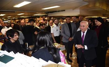 محافظ بورسعيد : ارتفاع عدد زائري سفينة الكتب إلى 35 ألفًا 