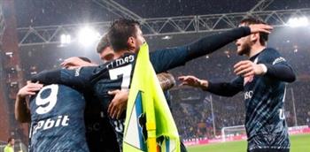 نابولي يفوز على سامبدوريا ويعزز صدارة الدوري الإيطالي