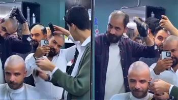 شباب أردنيون يشعلون مواقع التواصل بتضامنهم مع صديقهم المصاب بالسرطان (فيديو)