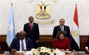 رئيسا وزراء مصر والصومال يشهدان توقيع مذكرة تفاهم لتعزيز التعاون الثقافي بين مصر والصومال