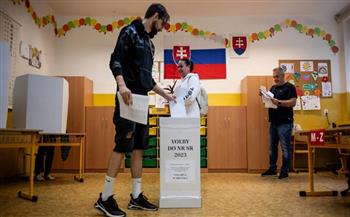 حزب سلوفاكي معارض يفوز بالانتخابات 