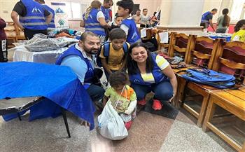 متطوعو راعي مصر بأستراليا يوزعون الأدوات المدرسية على الأولى بالرعاية في القليوبية والمنيا 