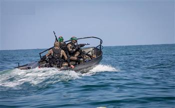 اشتباك بين الجيش الإسرائيلي ومقاتلين من حماس تسللوا بحرا قرب قاعدة زيكيم 