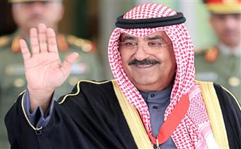 ولي عهد الكويت يتسلم دعوتين من خادم الحرمين لحضور القمتين الخليجية والعربية الإفريقية 