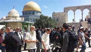 وسط إجراءات مشددة.. عشرات المُستوطنين يقتحمون المسجد الأقصى بحماية شرطة الاحتلال