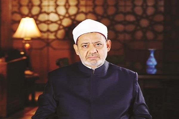 «الطيب» يؤكد استعداد الأزهر لإنشاء مركز لتعليم اللغة العربية في بنين