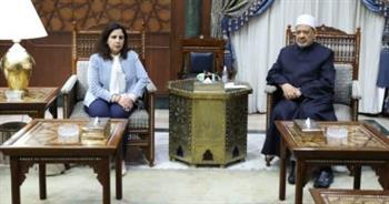 الإمام الأكبر يؤكد استعداد الأزهر الشريف لإنشاء مركز لتعليم اللغة العربية في بنين