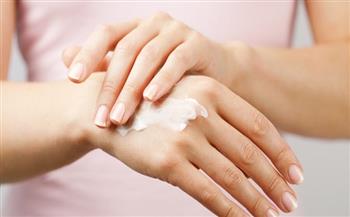 للنساء.. 9 نصائح للتخلص من مشكلة جفاف اليدين في فصل الخريف