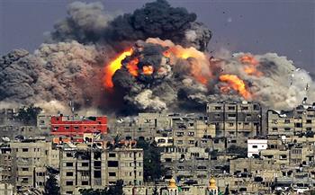 الجيش الإسرائيلي يعلن قصف عشرات الأهداف في قطاع غزة
