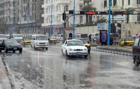 أمطار خفيفة في الإسكندرية.. واستمرار حركة الملاحة بالميناء