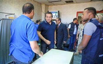 وزير الصحة يتفقد تمركزي سيارات الإسعاف في أبوطويلة ومعبر رفح بشمال سيناء