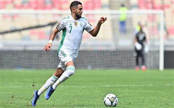 رياض محرز يقود هجوم الجزائر أمام مصر في المباراة الودية