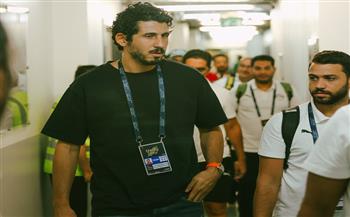 أحمد حجازي يدعم المنتخب الوطني أمام الجزائر