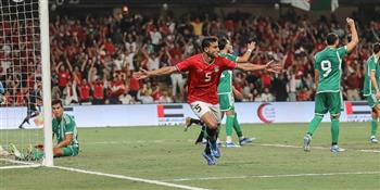 بـ10 لاعبين.. منتخب مصر يتعادل مع الجزائر 1 /1 في مباراة ودية قوية