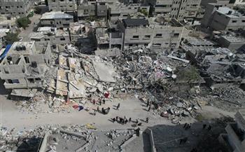 استشهاد عدد من الفلسطينيين وإصابة العشرات جراء قصف استهدف منزلين جنوب قطاع غزة 
